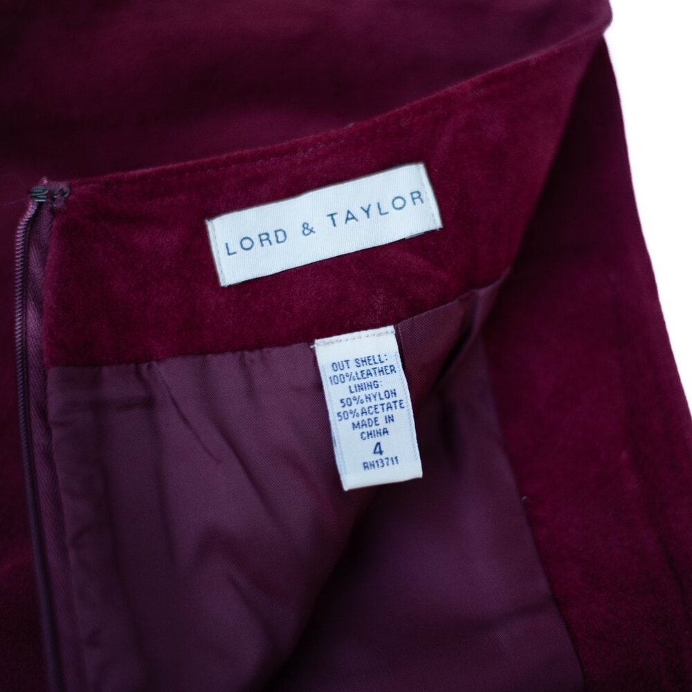 Genuine Burgundy Suede Leather Mini Skirt Lord & Taylor Size 4 Y2K Goth Witchy - Picture 4 of 5